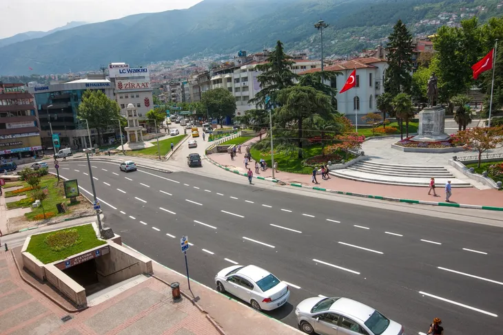 Bursa’da bu yollar trafiğe kapanıyor! Bursa’da bugün 38.Altın Karagöz