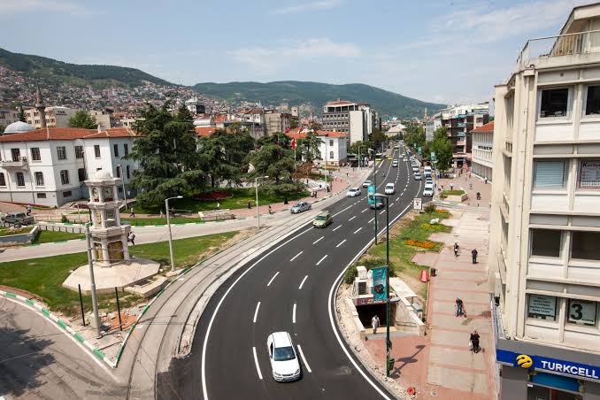 İşte Bursa’da 15 Temmuz’da trafiğe kapatılacak yollar! Bursa Emniyet Müdürlüğü, 15