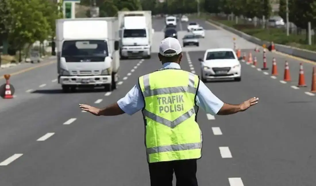 İstanbul’da hafta sonu bazı yollar trafiğe kapatılacak Sarıyer'de düzenlenecek "Gece Maratonu