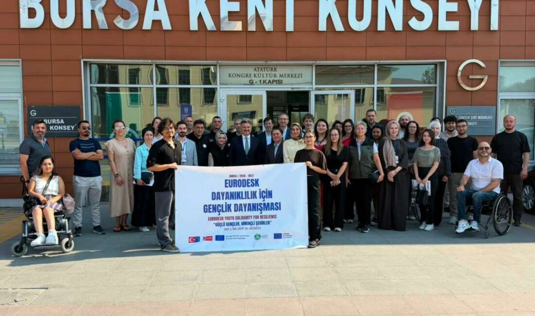 Afetlere dirençli Bursa için gençler harekete geçti