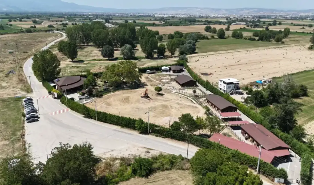 İnegöl’de bu bölge atlı inicilik merkezi oluyor! İnegöl Belediyesi, Alibeyköy’de bulunan