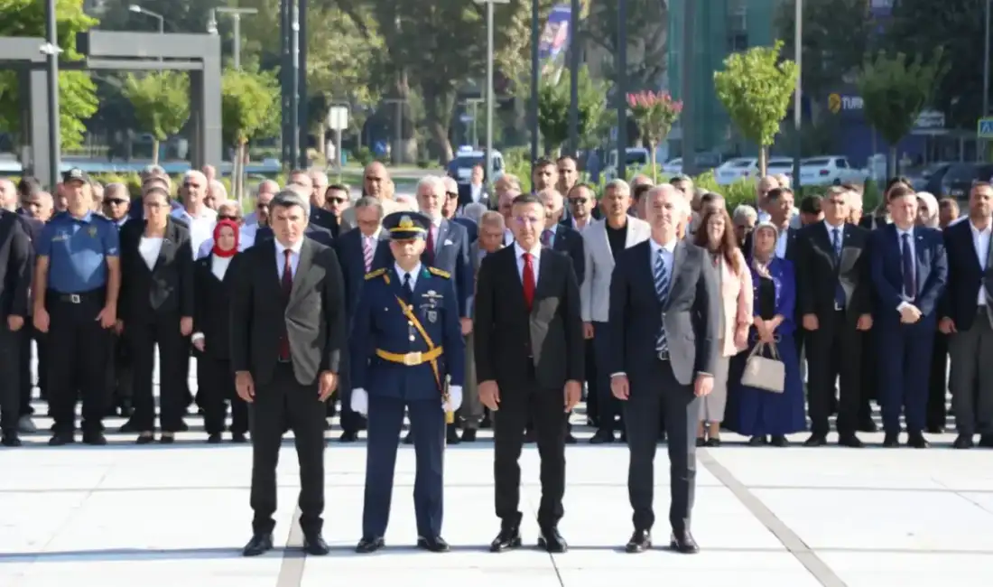 30 Ağustos Zafer Bayramı’nın 104’üncü yıl dönümü, İnegöl’de coşkuyla kutlandı 30 Ağustos Zafer Bayramı’nın