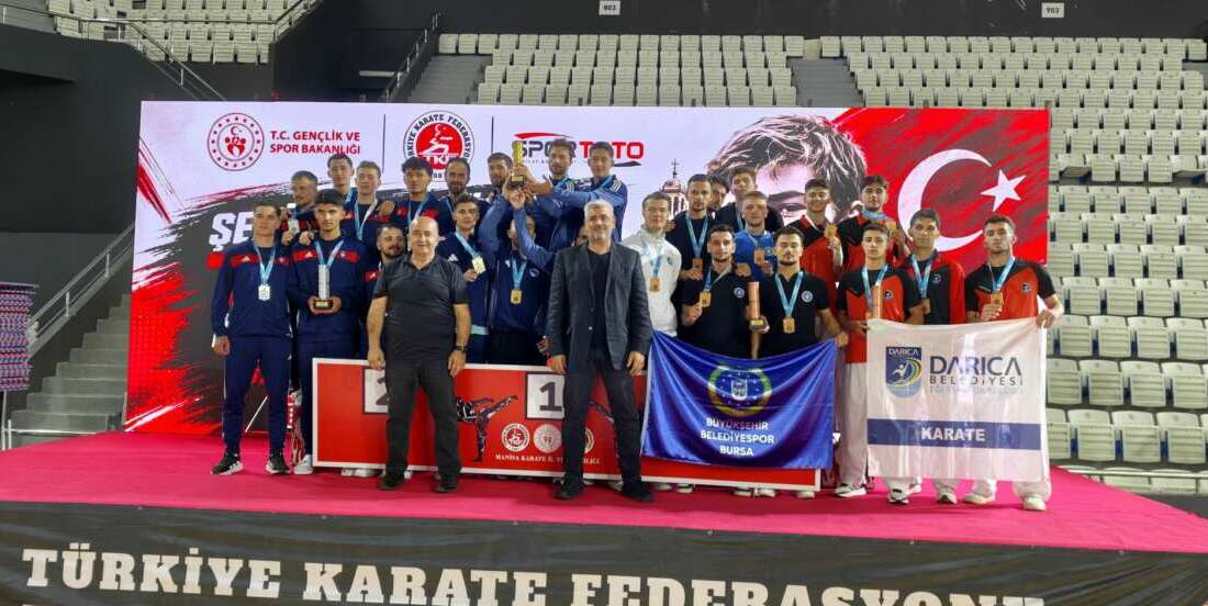 Bursa Büyükşehir Belediyesporlu sporcular farkını gösteriyor Bursa Büyükşehir Belediyespor