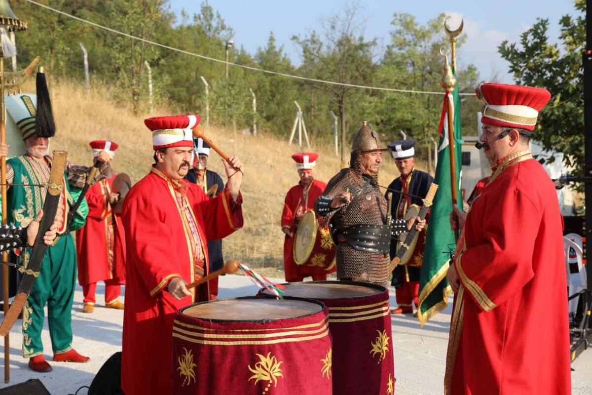Harmancık’ta Bursa’nın fethinin 700. Yılı işte böyle kutlandı!