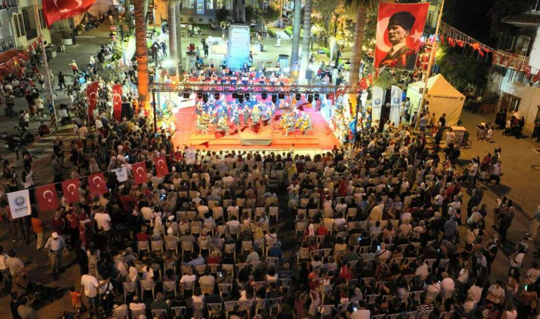 Mudanya’da 30 Ağustos’ta tek yürek oldu! Ulu Önder Gazi Mustafa