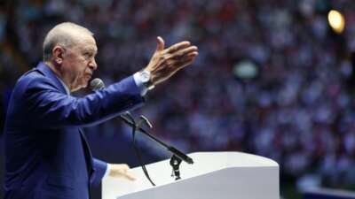 Cumhurbaşkanı Recep Tayyip Erdoğan, gençlerin
