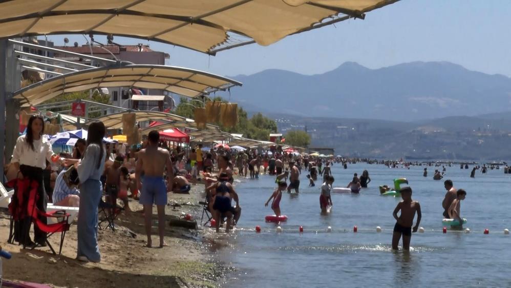 Bursalılar sahillere hücum etti! Bursa'da etkisini artıran sıcak