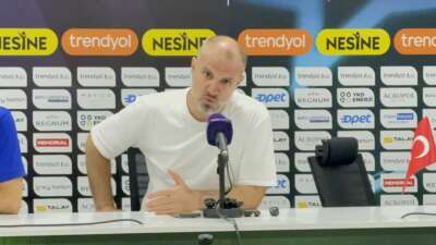 Bursaspor Teknik Direktörü Mustafa Er,
