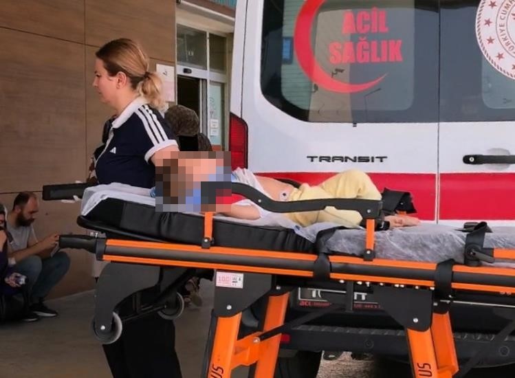 Balkondan düşen 1,5 yaşındaki çocuk ağır yaralandı Bursa’nın İnegöl ilçesinde 2.