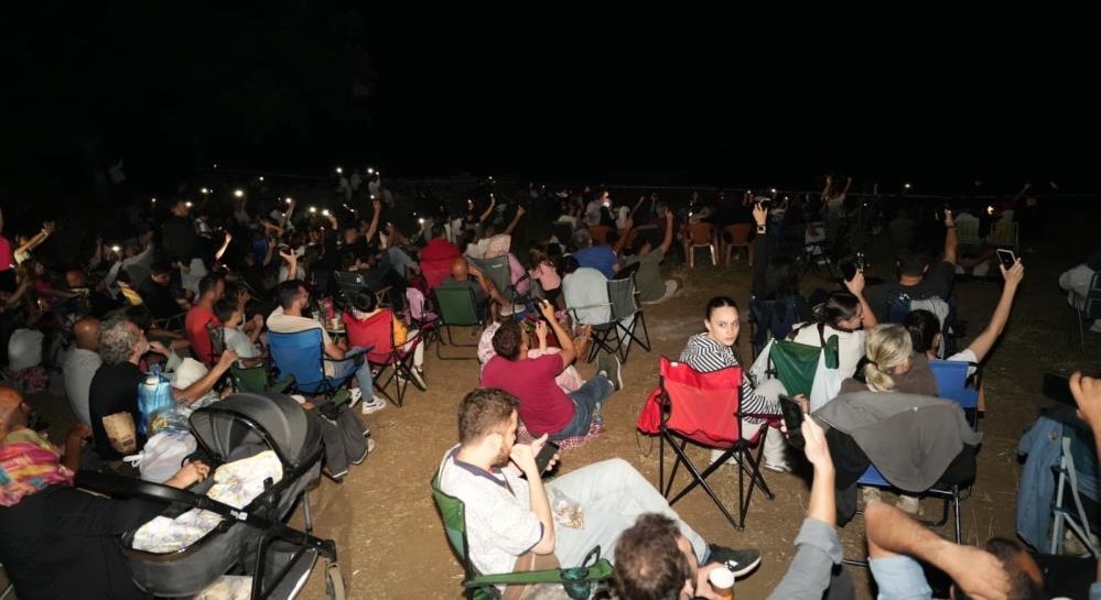 Meteor yağmurunu izlemek için Bursa Yenişehir’e akın ettiler Bursa’da Perseid meteor yağmurunu