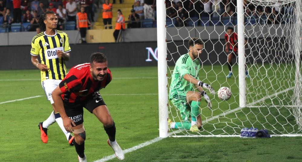 Fenerbahçe’ye büyük şok! Trendyol Süper Lig'de 2026/2027