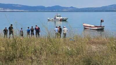 Bursa'nın Orhangazi ilçesinde İznik Gölü'nün