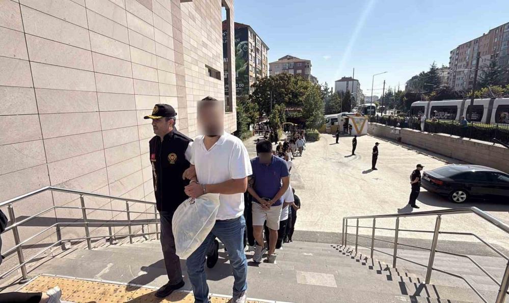 Kendilerini kurumsal iletişim firması