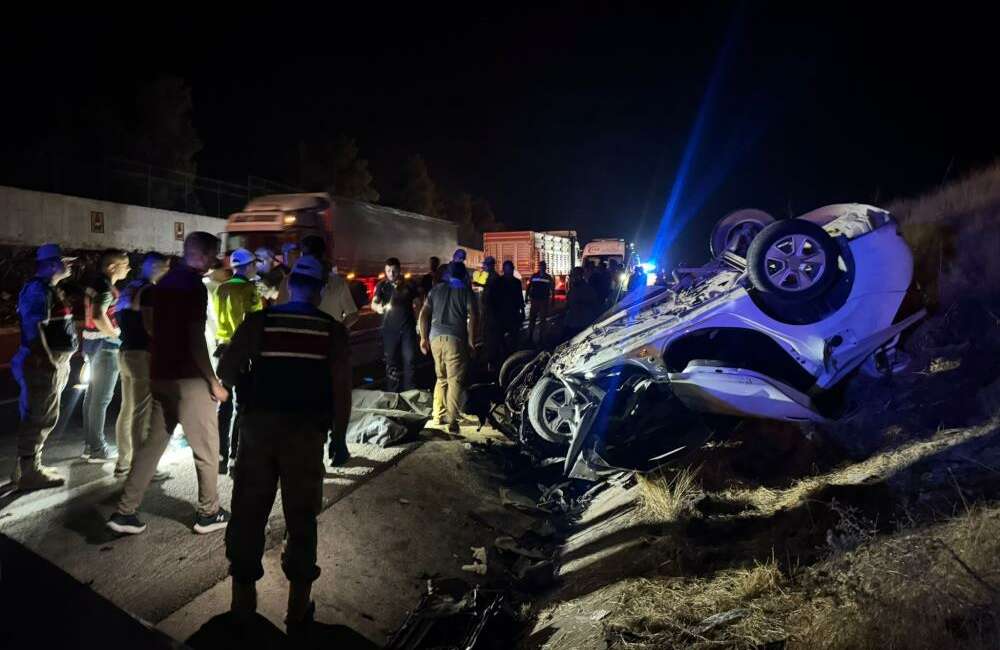 Kuzenlerin gezisi faciayla son buldu: 3 ölü, 2 ağır yaralı Birecik’ten kiraladıkları araçla Şanlıurfa