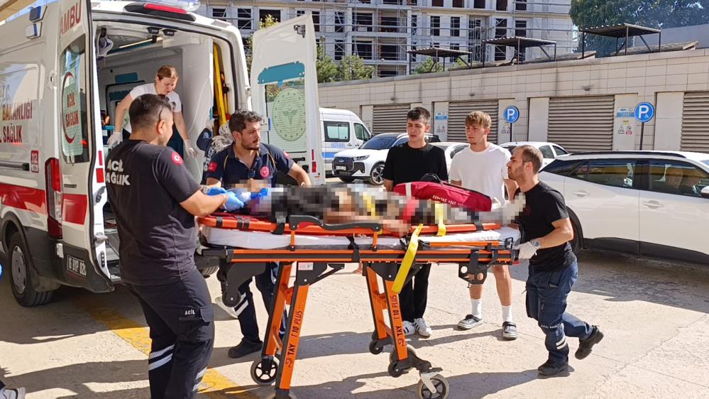 Bursa’da traktör dehşeti! 15 yaşındaki sürücüden acı haber Bursa’nın İnegöl ilçesinde kontrolden