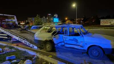 Kayseri'nin Melikgazi ilçesinde 2 otomobilin