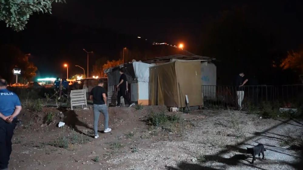 İki grup arasındaki kavga kanlı bitti; 1 yaralı Denizli'nin Pamukkale ilçesinde