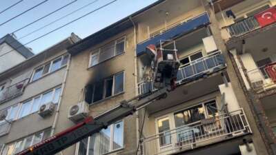 Bursa’nın Osmangazi ilçesinde 4 katlı