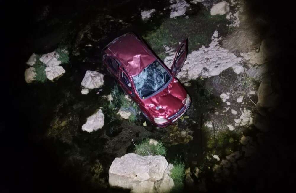 Otomobil çaya uçtu: 4 yaralı Kastamonu'nun İhsangazi ilçesinde otomobilin