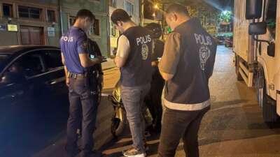 Bursa'da polis ekiplerince Osmangazi ve