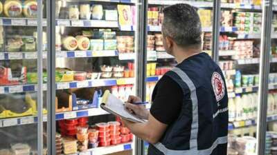 Bursa’da gerçekleştirilen gıda denetimleri, tüketiciyi