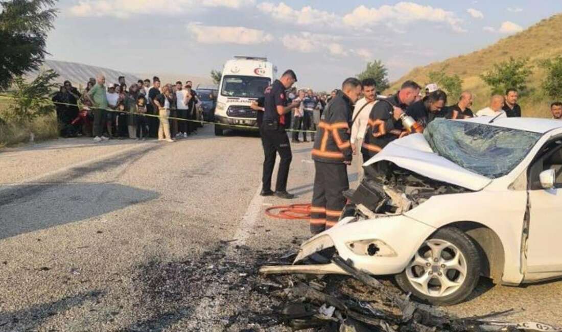 Çankırı’da iki otomobil çarpıştı: 1 ölü, 6 yaralı Çankırı’nın Kızılırmak ilçesinde iki