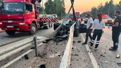 Eğirdir-Isparta kara yolunda kontrolden çıkarak