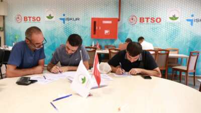Osmangazi Belediyesi’nin iş arayan vatandaşlarla