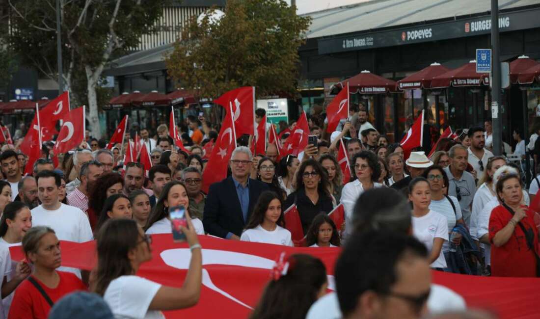 Mudanya’da 30 Ağustos’ta tek yürek oldu! Ulu Önder Gazi Mustafa