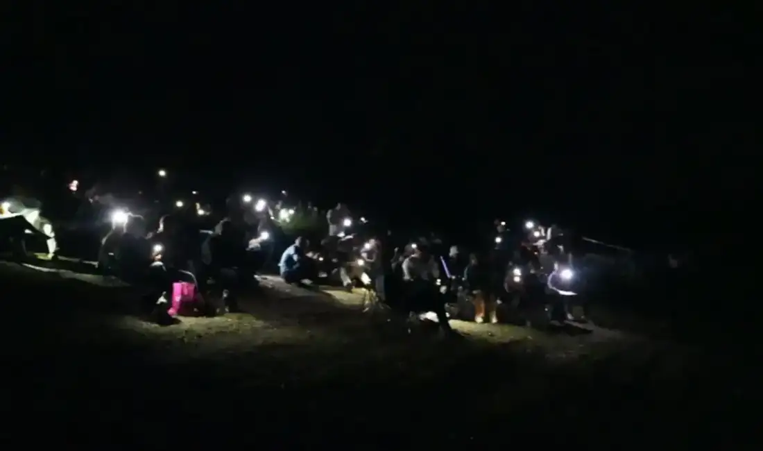 Yenişehir’de Perseid Meteor Yağmuru şöleni! Binlerce kişi gökyüzüne hayran kaldı Bursa’nın Yenişehir ilçesinde düzenlenen