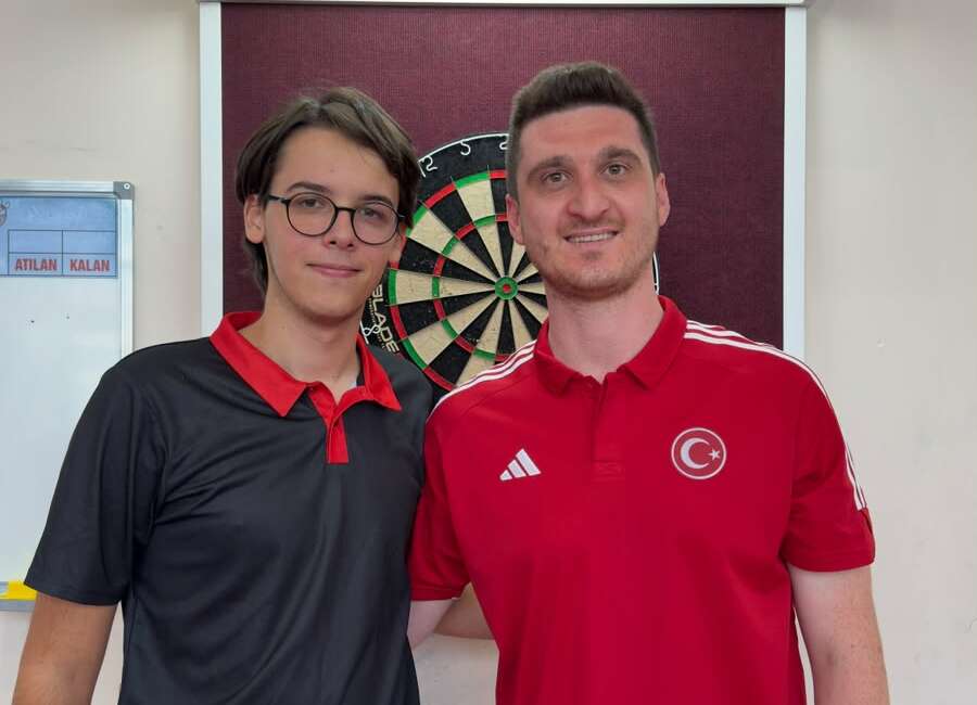 Bursa’nın gururu Türkiye’nin en iyi 3 sporcusu arasına girdi Yıldırım Belediyespor Kulübü’nün başarılı