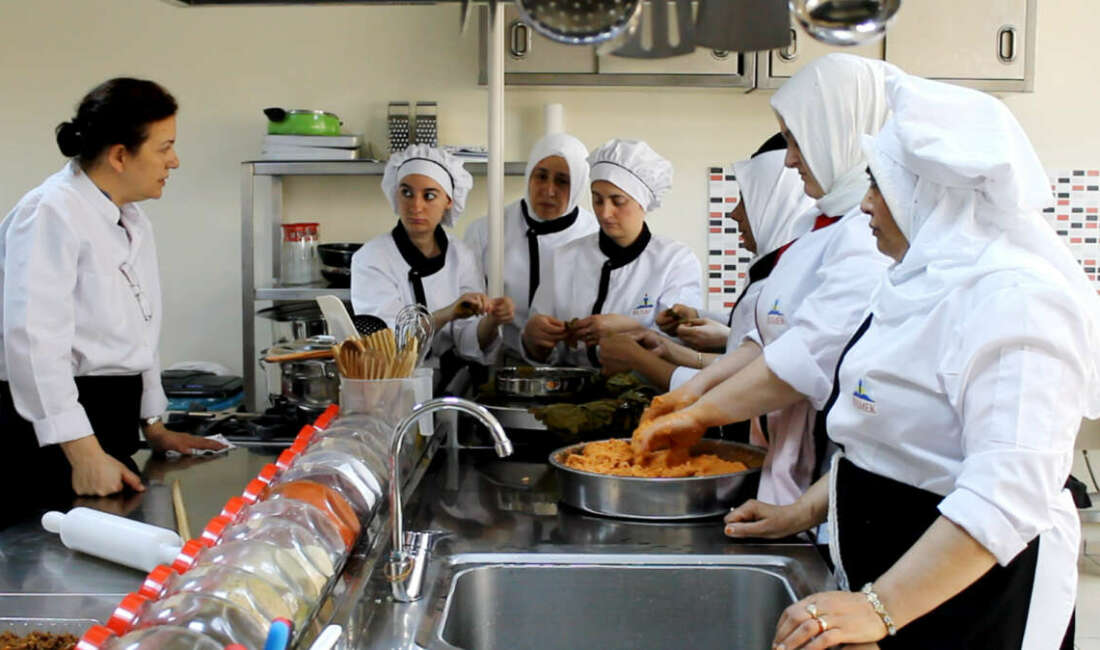 BUSMEK’te yeni dönem kayıtları başladı ‘Hayat boyu öğrenme’ vizyonuyla