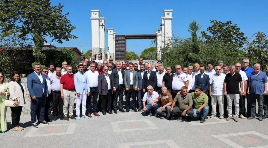 Karacabey’de muhtarlarla bir araya Şahin Biba; Şehrin altyapısına odaklandık Bursa Büyükşehir Belediyesi Başkanvekili