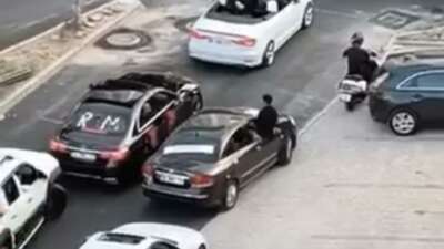 Bursa'da düğün konvoyu nedeniyle yol