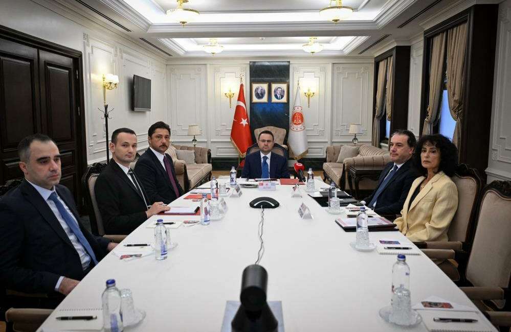 Adalet Bakanı Gürlek, Yunanistan’dan 3 firarinin iadesini istedi Adalet Bakanı Akın Gürlek,