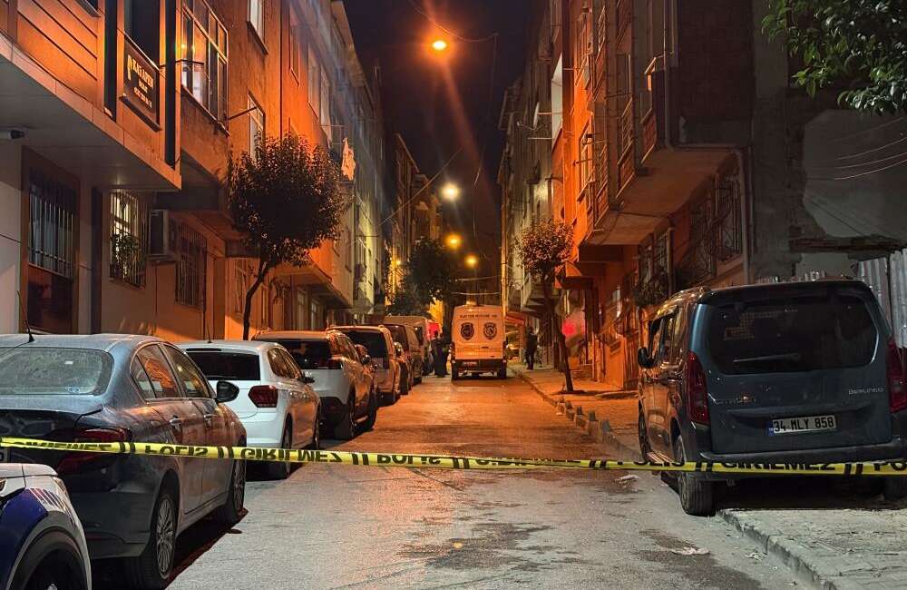 Kavgada silahlar konuştu: 3 ağır yaralı Esenler’de, aynı evde bulunan