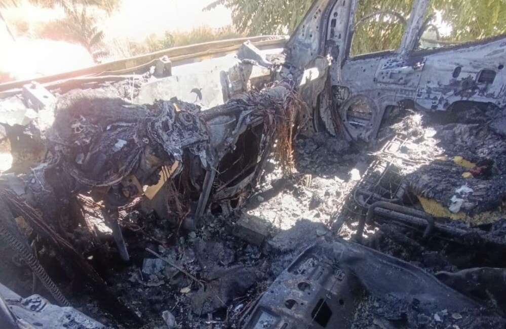 Alev alan kargo aracı kül oldu Eskişehir'in Sivrihisar ilçesinde seyir