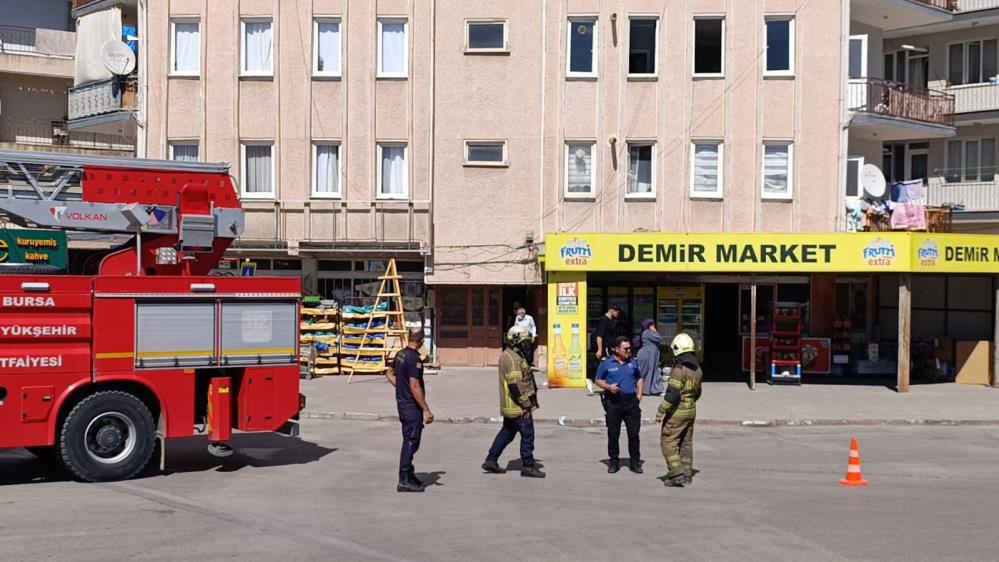 Bursa’da korku dolu anlar; Doğalgaz borusundaki sızıntı panik yarattı… Bursa’nın İnegöl ilçesinde 6