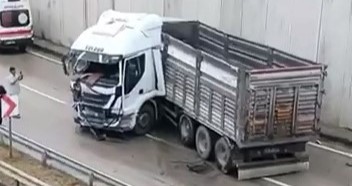 Bursa'da yağışlı hava sebebiyle sürücüsünün