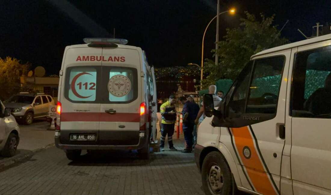Gemlik’te denize düşen üniversite öğrencisini ekipler kurtardı Bursa’nın Gemlik ilçesinde üniversite