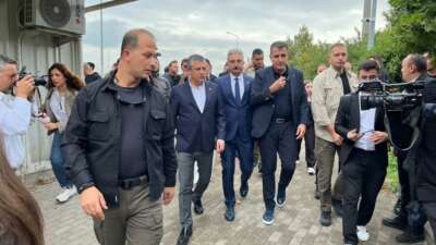 Yeni Parti Genel Başkanı Özgür