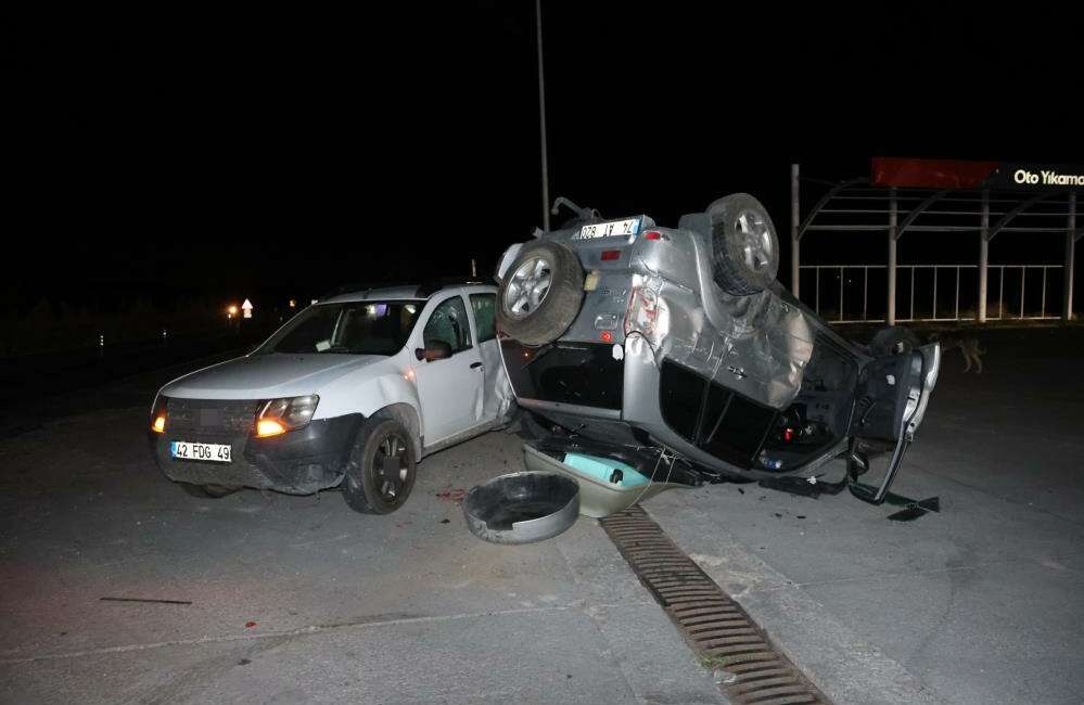 Takla atan otomobil, yolda bekleyen araca çarptı Nevşehir’de kontrolden çıkarak takla