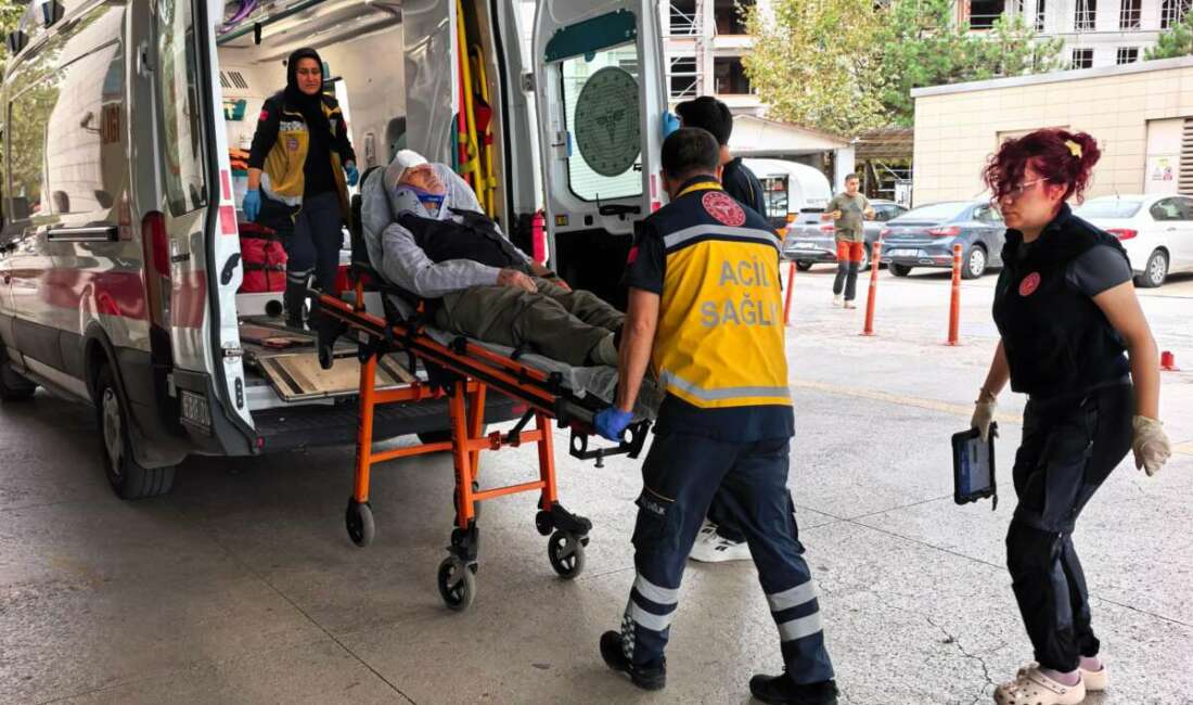 Bursa’da otomobil şarampole uçtu: 2 yaralı Bursa’nın İnegöl ilçesinde kontrolden