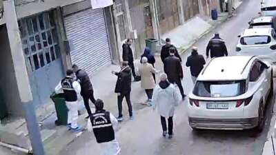  Bursa'da eşi emekli polis