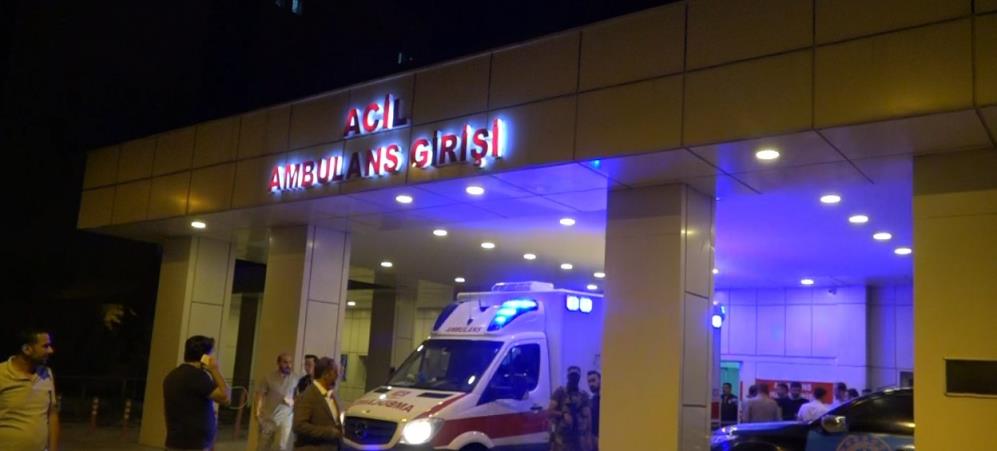Takla atan otomobilin sürücüsü ağır yaralandı Van’ın Erciş ilçesi Sanayi