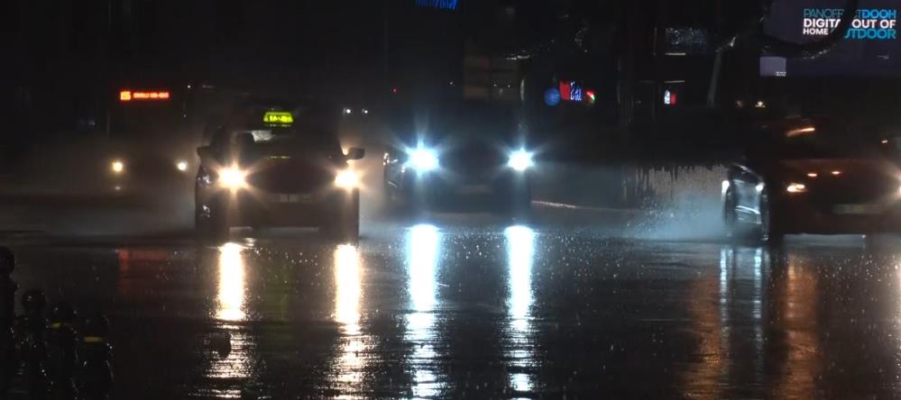Ankara’da kanalizasyon taştı, binaları su bastı Ankara'da gece saatlerinde başlayan