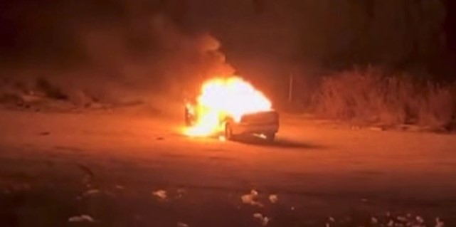 Bursa’da korkutan görüntü; Alev alev yandı Bursa'da park halindeki otomobilde