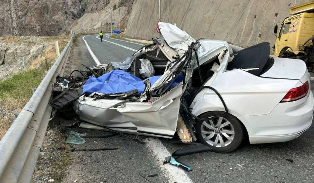 Artvin’de feci kaza: 1 ölü Artvin’de feci kaza: 1 ölü