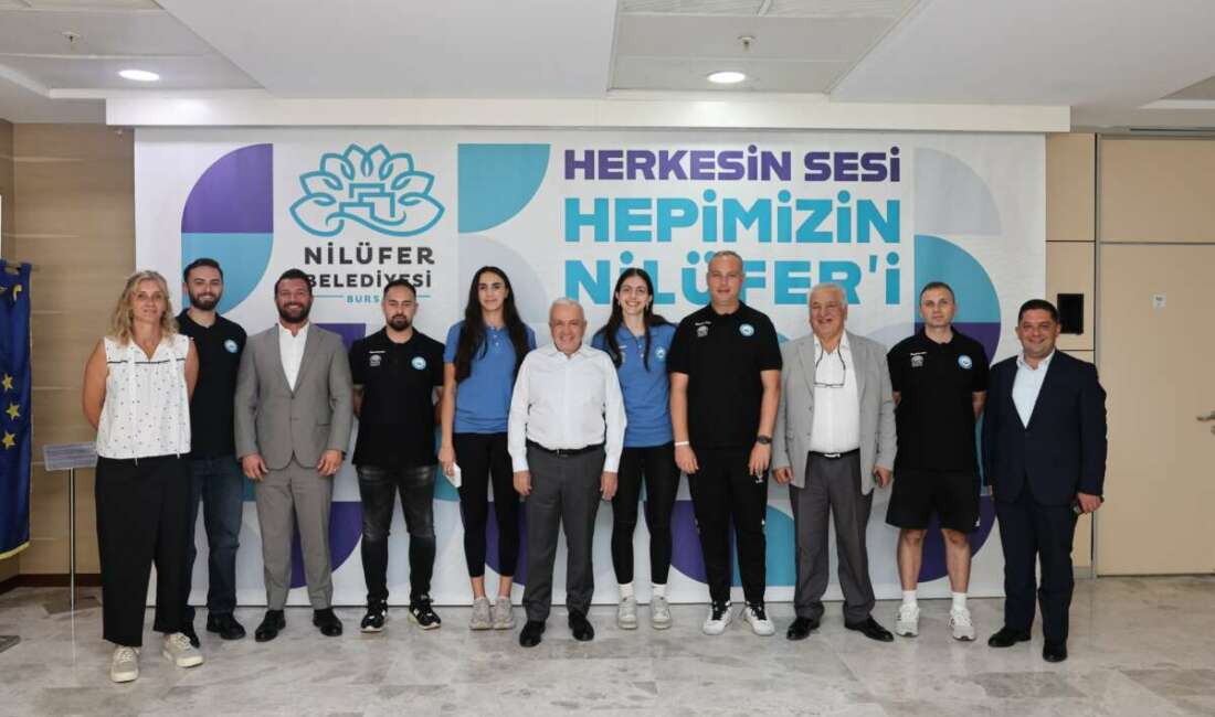 Başkan Özdemir, başarılı sporcuları ağırladı Nilüfer Belediye Başkanı Şadi