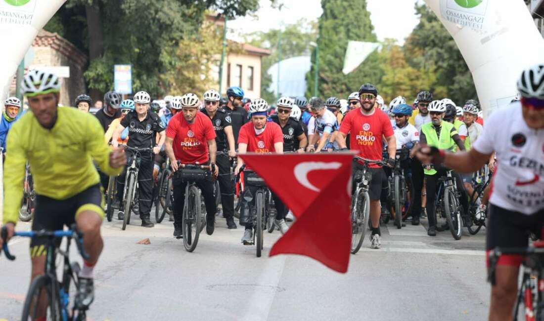 Bursa’da yüzlerce bisikletçi ortak amaç için buluştu; Başkan Aydın’da katıldı 18. Tophane-Nilüfer-Mudanya Bisiklet Turu’nda